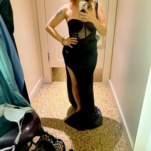 Black dress, small, worn only once in a wedding